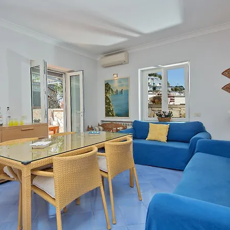 Charming Mediterranean Holiday home