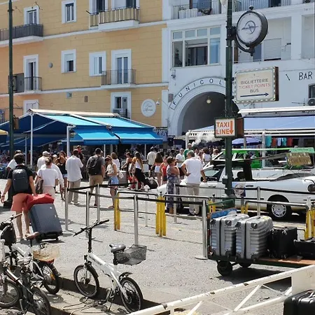 Charming Mediterranean * 卡普里