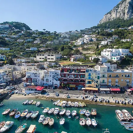 펜션 Charming Mediterranean 카프리